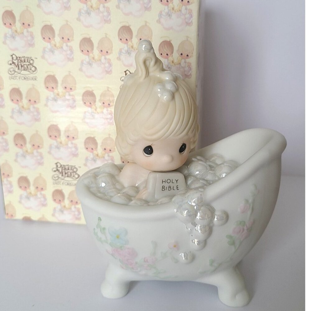Precious Moments 1002777 Baby Toddler Girl Bath Collectible Porcelain Figurine